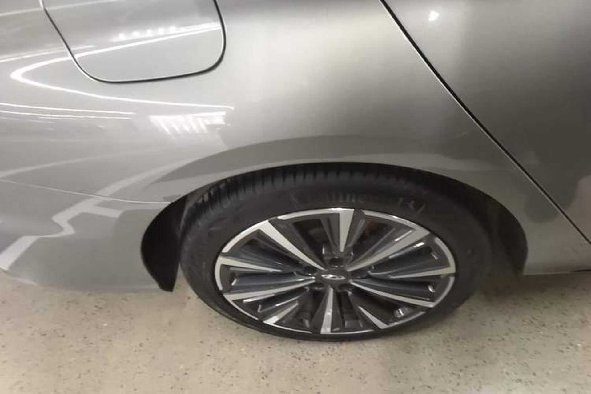 Used Chery Arrizo 8 2023 High-Energy Edition 2.0T DCT Luxury Right Rear Wheel Hub