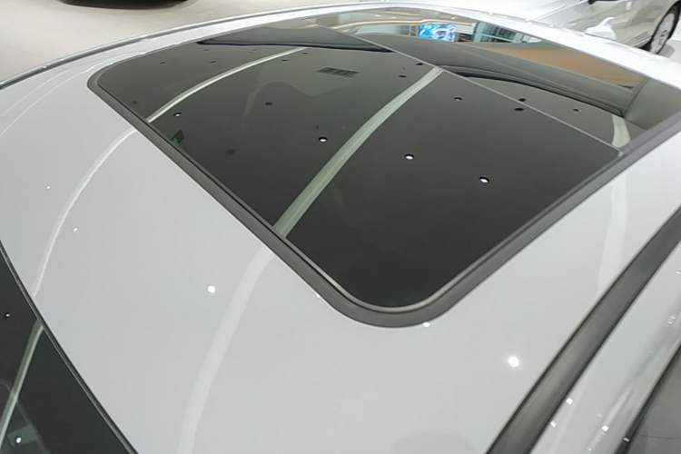 Used Chery Arrizo 8 2023 High-Performance Edition 2.0T DCT Powerfully Equipped Roof