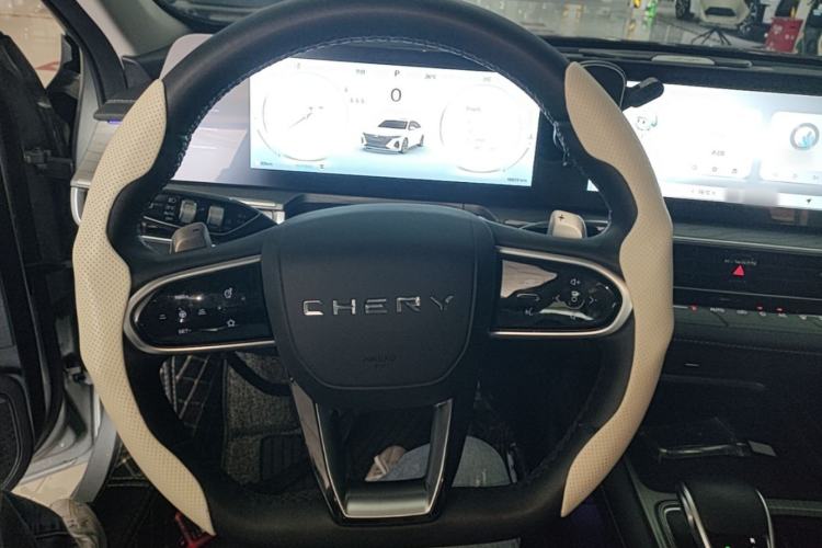 Used Chery Arrizo 8 2023 High-Performance Edition 2.0T DCT Powerfully Equipped Steering Wheel