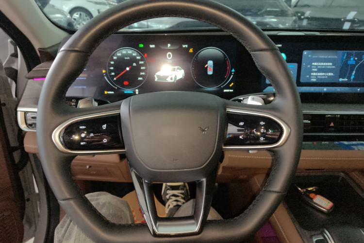 Used Chery Arrizo 8 2023 High-Performance Edition 2.0T DCT Powerfully Equipped Steering Wheel