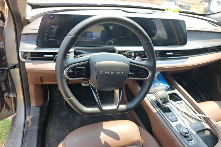 Used Chery Arrizo 8 2023 High-Performance Edition 2.0T DCT Powerfully Equipped Steering Wheel