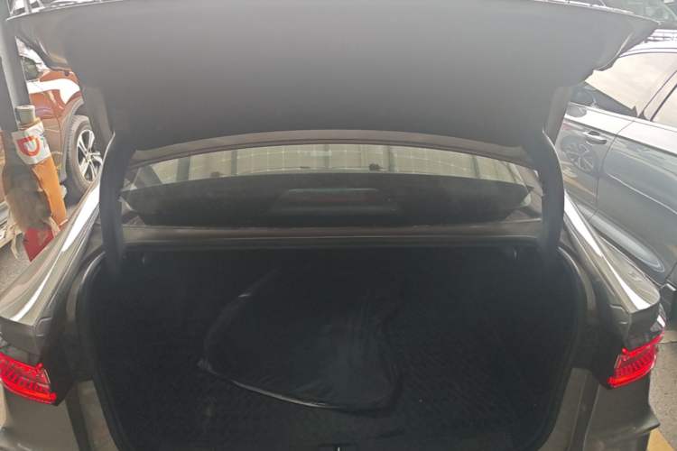 Used Chery Arrizo 8 2023 1.6T DCT Ya Trunk