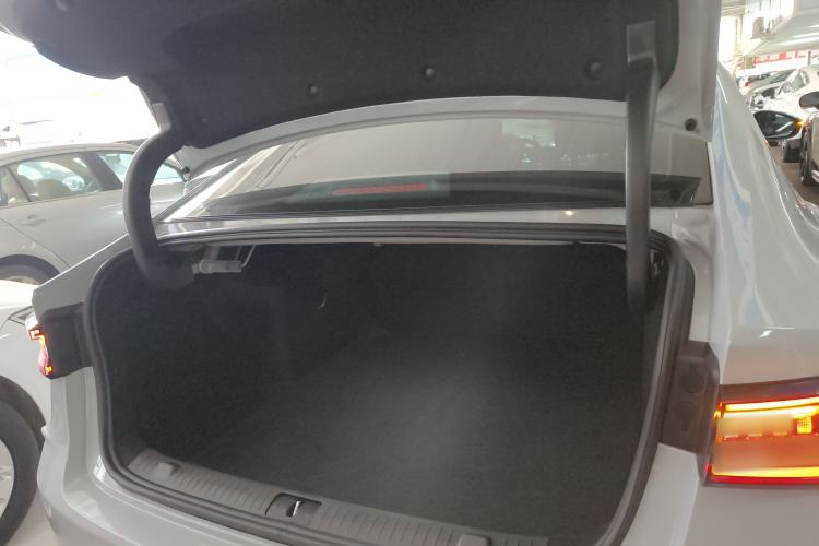 Used Chery Arrizo 8 2023 High-Performance Edition 2.0T DCT Powerfully Equipped Trunk