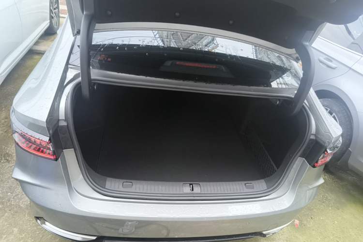 Used Chery Arrizo 8 2023 1.6T DCT Ya Trunk