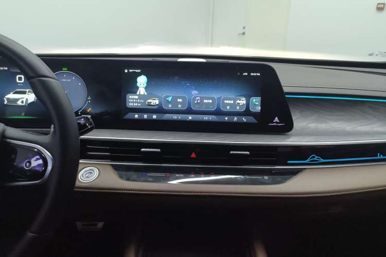 Used Chery Arrizo 8 2023 High-Energy Edition 2.0T DCT Luxury Audio And AC Panel