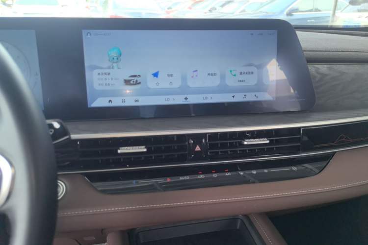 Used Chery Arrizo 8 2023 High-Energy Edition 2.0T DCT Luxury Audio And AC Panel
