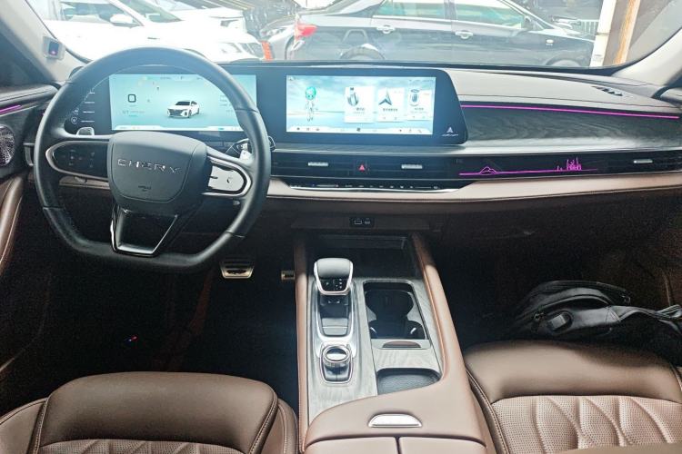 Used Chery Arrizo 8 2023 High-Energy Edition 2.0T DCT Luxury Center Console