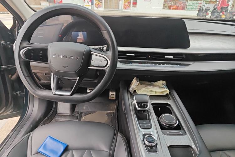 Used Chery Arrizo 8 2023 High-Performance Edition 2.0T DCT Chii Center Console
