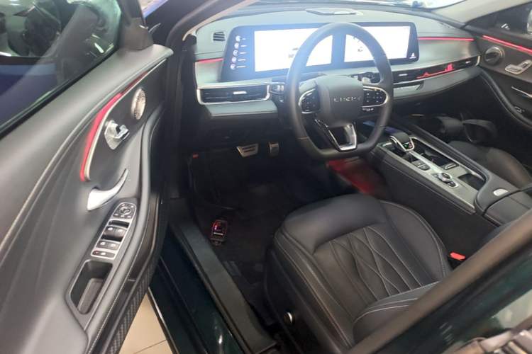 Used Chery Arrizo 8 2023 High-Performance Edition 2.0T DCT Powerfully Equipped Driver Seat