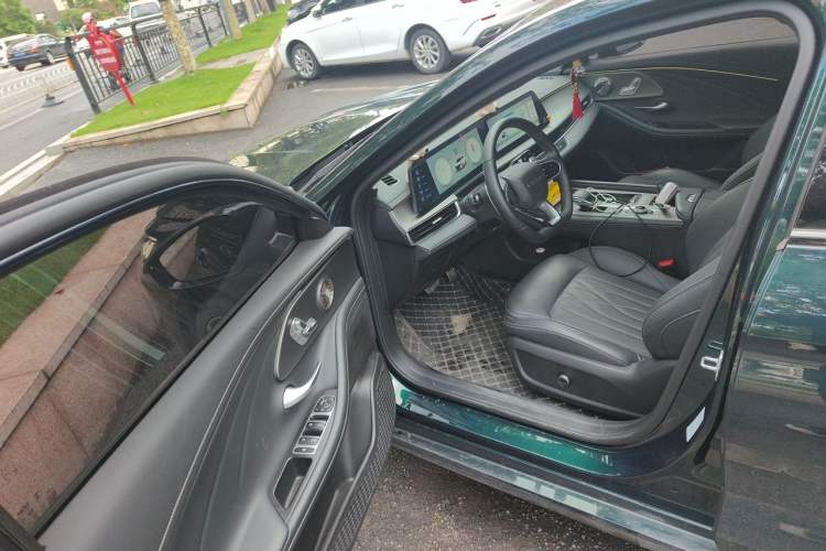 Used Chery Arrizo 8 2023 High-Energy Edition 2.0T DCT Luxury Driver Seat