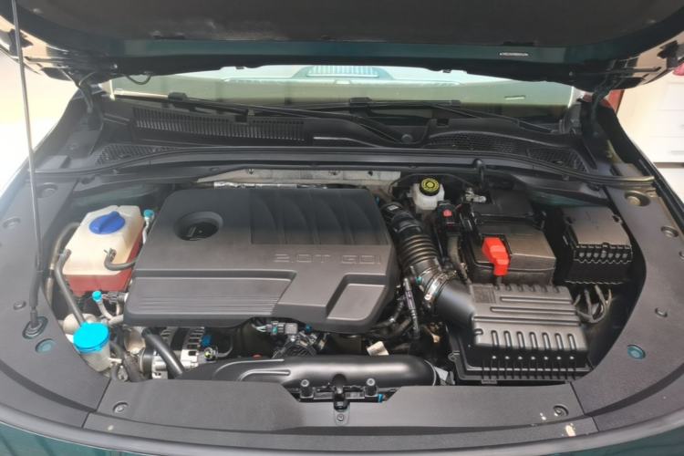 Used Chery Arrizo 8 2023 High-Performance Edition 2.0T DCT Chii Engine Bay