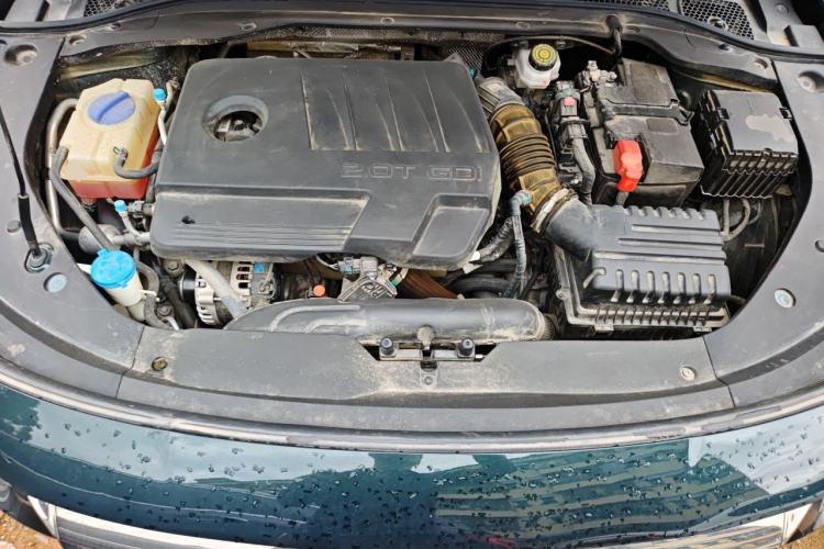 Used Chery Arrizo 8 2023 High-Performance Edition 2.0T DCT Powerfully Equipped Engine Bay