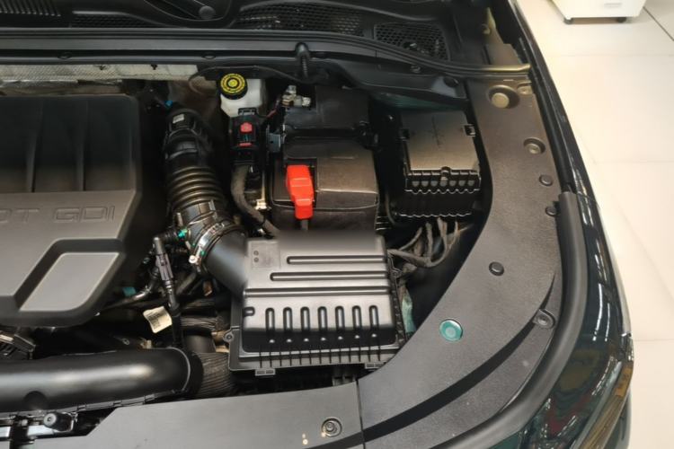 Used Chery Arrizo 8 2023 High-Performance Edition 2.0T DCT Chii Engine Bay Left
