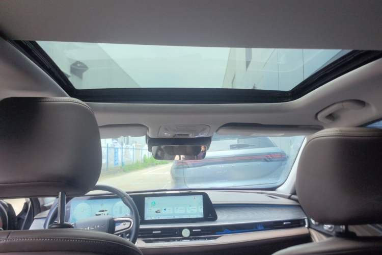 Used Chery Arrizo 8 2023 High-Energy Edition 2.0T DCT Luxury Headliner