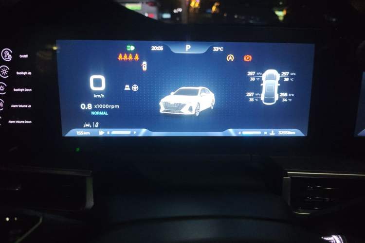 Used Chery Arrizo 8 2023 High-Performance Edition 2.0T DCT Powerfully Equipped Instrument Cluster