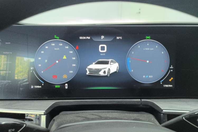 Used Chery Arrizo 8 2023 High-Energy Edition 2.0T DCT Luxury Instrument Cluster