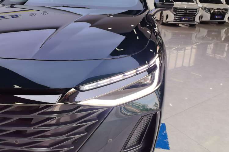 Used Chery Arrizo 8 2023 High-Performance Edition 2.0T DCT Powerfully Equipped Left Front Headlight