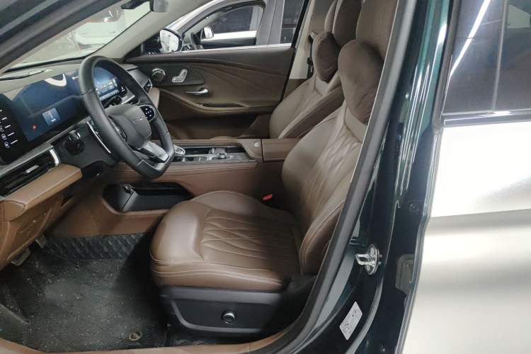 Used Chery Arrizo 8 2023 High-Performance Edition 2.0T DCT Powerfully Equipped Left Front Seat