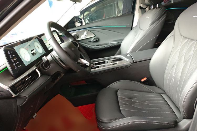 Used Chery Arrizo 8 2023 High-Performance Edition 2.0T DCT Powerfully Equipped Left Front Seat
