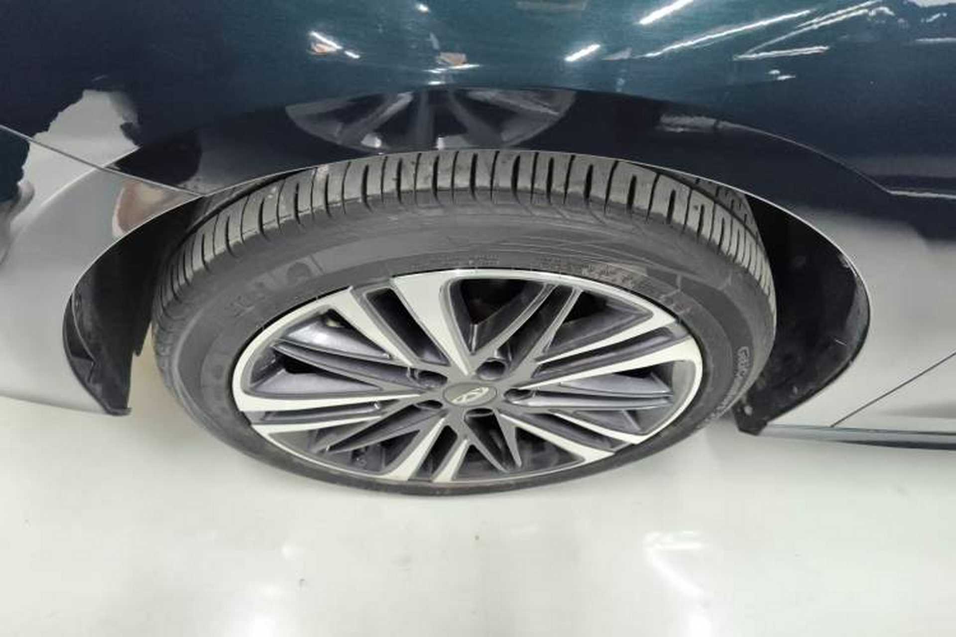 Used Chery Arrizo 8 2023 High-Performance Edition 2.0T DCT Powerfully Equipped Left Front Wheel Hub