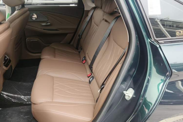 Used Chery Arrizo 8 2023 High-Energy Edition 2.0T DCT Luxury Left Rear Seat