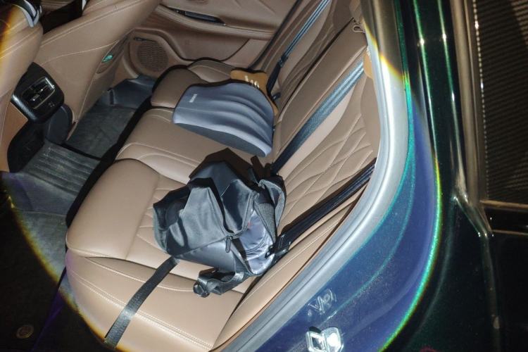 Used Chery Arrizo 8 2023 High-Performance Edition 2.0T DCT Powerfully Equipped Left Rear Seat