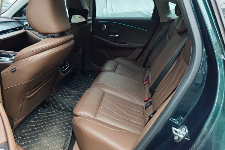 Used Chery Arrizo 8 2023 High-Performance Edition 2.0T DCT Powerfully Equipped Left Rear Seat
