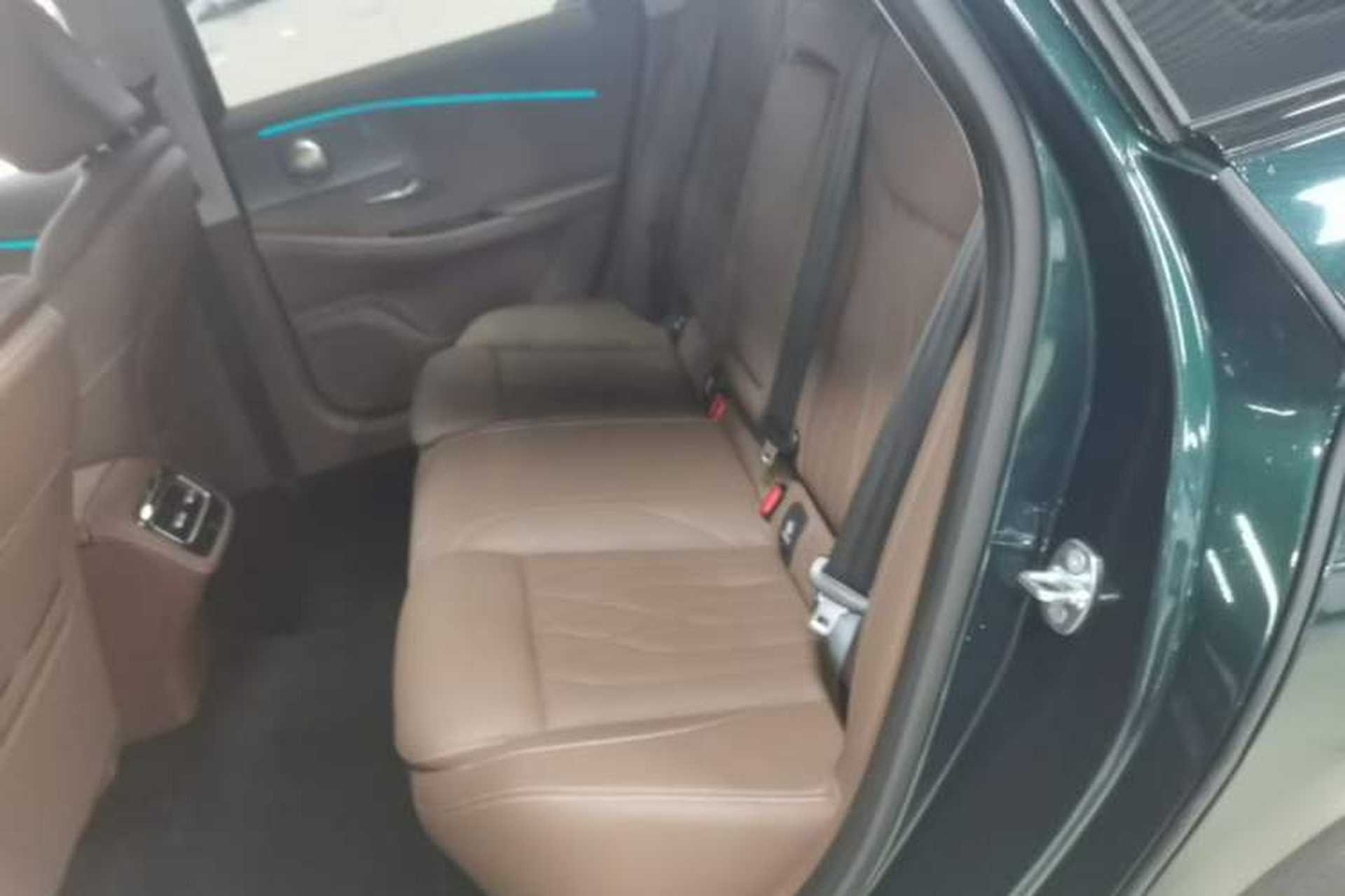 Used Chery Arrizo 8 2023 High-Performance Edition 2.0T DCT Powerfully Equipped Left Rear Seat