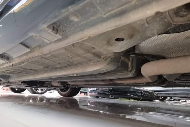 Used Chery Arrizo 8 2023 High-Performance Edition 2.0T DCT Powerfully Equipped Left Side Sill