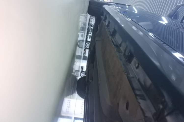Used Chery Arrizo 8 2023 High-Performance Edition 2.0T DCT Powerfully Equipped Left Side Sill