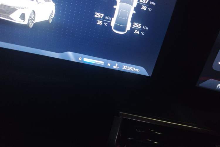 Used Chery Arrizo 8 2023 High-Performance Edition 2.0T DCT Powerfully Equipped Odometer Close Up