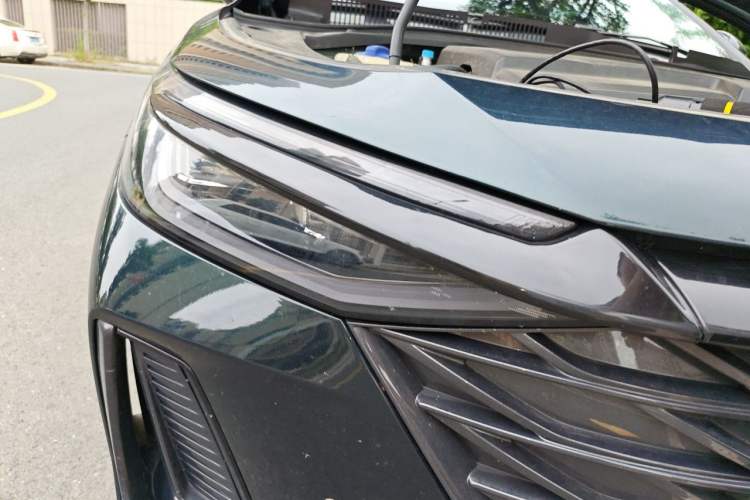 Used Chery Arrizo 8 2023 High-Performance Edition 2.0T DCT Powerfully Equipped Right Front Headlight