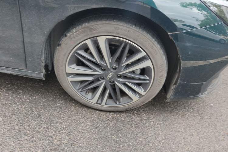 Used Chery Arrizo 8 2023 High-Energy Edition 2.0T DCT Luxury Right Front Wheel Hub