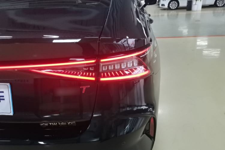 Used Chery Arrizo 8 2023 High-Performance Edition 2.0T DCT Powerfully Equipped Right Rear Taillight