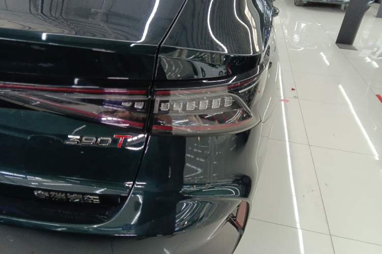 Used Chery Arrizo 8 2023 High-Energy Edition 2.0T DCT Luxury Right Rear Taillight