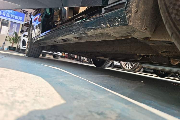 Used Chery Arrizo 8 2023 High-Performance Edition 2.0T DCT Powerfully Equipped Right Side Sill