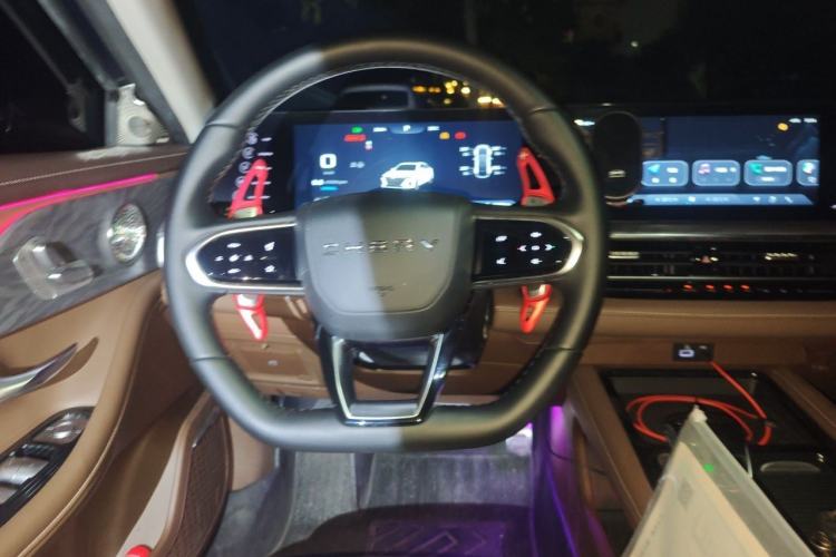 Used Chery Arrizo 8 2023 High-Performance Edition 2.0T DCT Powerfully Equipped Steering Wheel