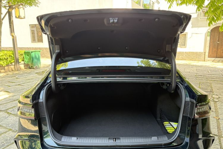 Used Chery Arrizo 8 2023 High-Energy Edition 2.0T DCT Luxury Trunk