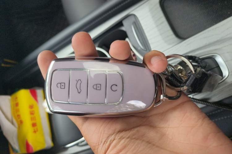 Used Chery Arrizo 8 2023 High-Energy Edition 2.0T DCT Luxury Vehicle Key