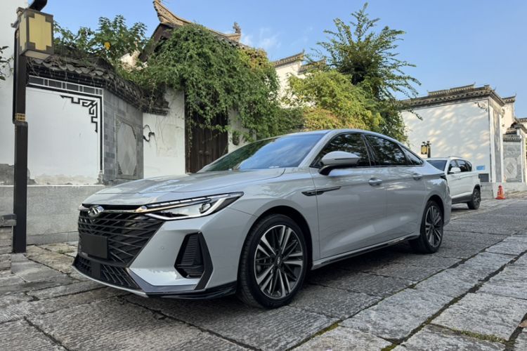 Chery Arrizo 8 2023 High-Performance Edition 2.0T DCT Powerfully Equipped usata Guazi used car, China used car export, Used car for sale, Used  cars, Cheapest cars for sale