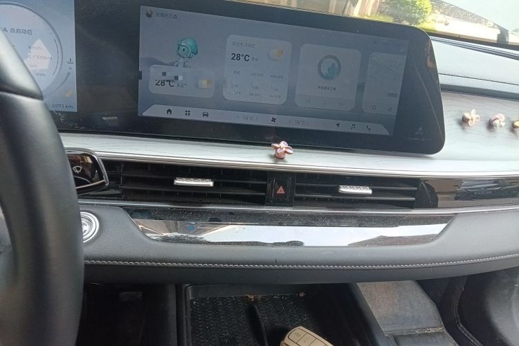 Used Chery Arrizo 8 2023 High-Performance Edition 2.0T DCT Powerfully Equipped Audio And AC Panel