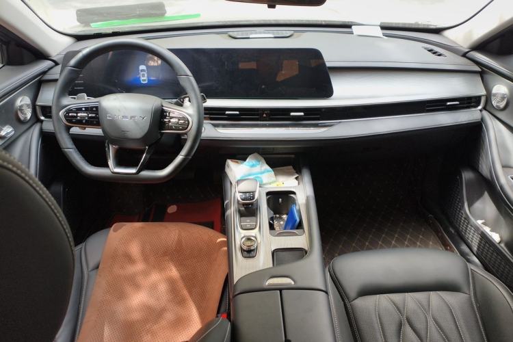 Used Chery Arrizo 8 2023 1.6T DCT Ya Center Console