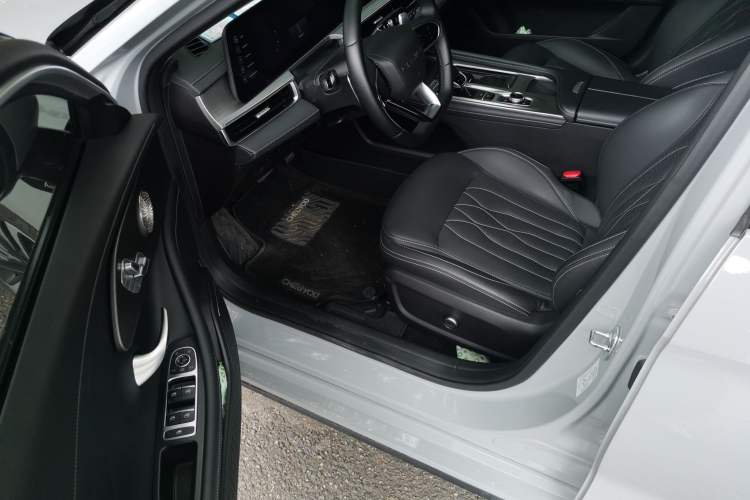 Used Chery Arrizo 8 2023 High-Performance Edition 2.0T DCT Powerfully Equipped Driver Seat