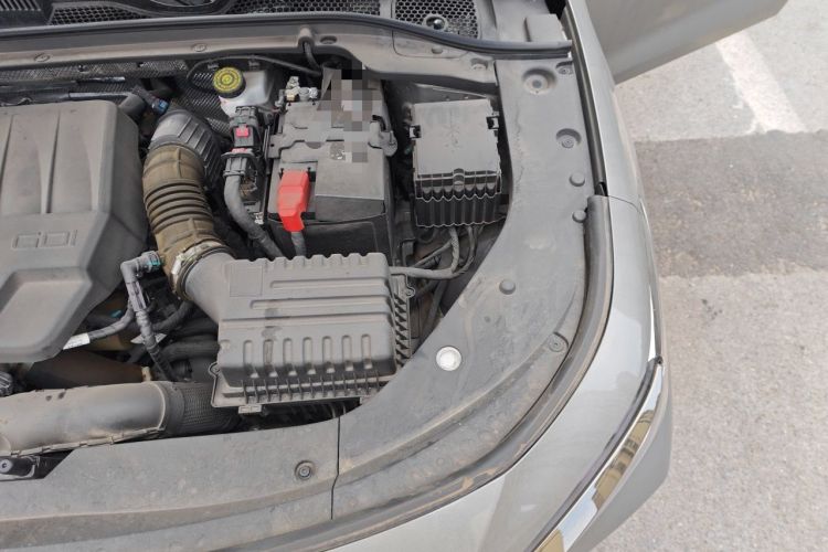 Used Chery Arrizo 8 2023 High-Performance Edition 2.0T DCT Powerfully Equipped Engine Bay Left