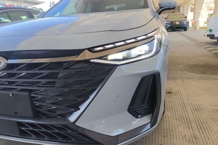 Used Chery Arrizo 8 2023 High-Performance Edition 2.0T DCT Powerfully Equipped Left Front Headlight