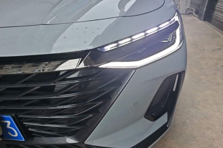 Used Chery Arrizo 8 2023 High-Performance Edition 2.0T DCT Powerfully Equipped Left Front Headlight