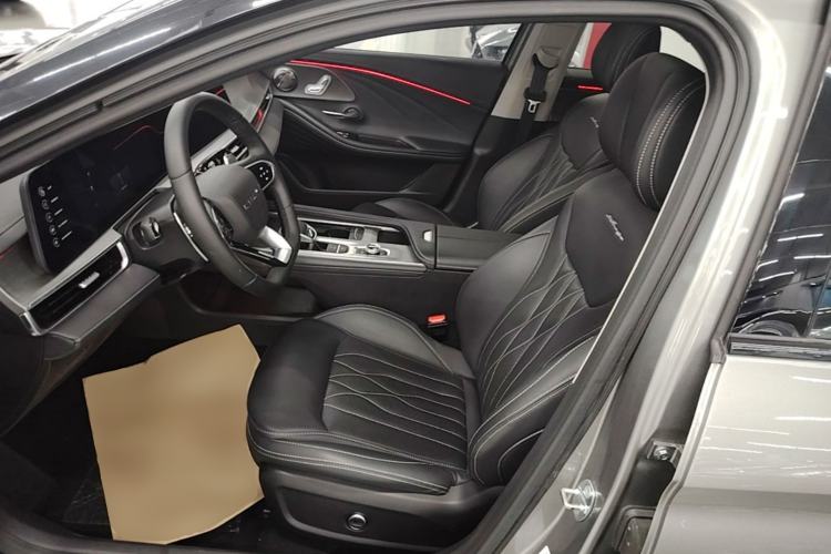 Used Chery Arrizo 8 2023 High-Performance Edition 2.0T DCT Powerfully Equipped Left Front Seat