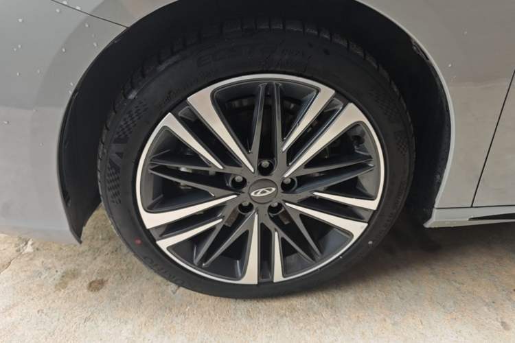 Used Chery Arrizo 8 2023 High-Performance Edition 2.0T DCT Powerfully Equipped Left Front Wheel Hub