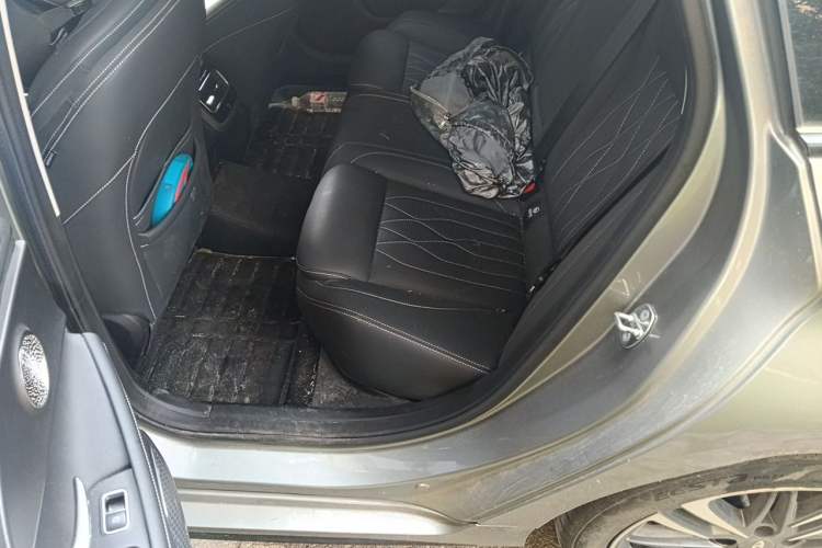 Used Chery Arrizo 8 2023 High-Performance Edition 2.0T DCT Powerfully Equipped Left Rear Seat