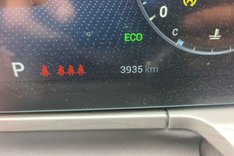 Used Chery Arrizo 8 2023 1.6T DCT Ya Odometer Close Up